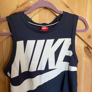 Nike tank